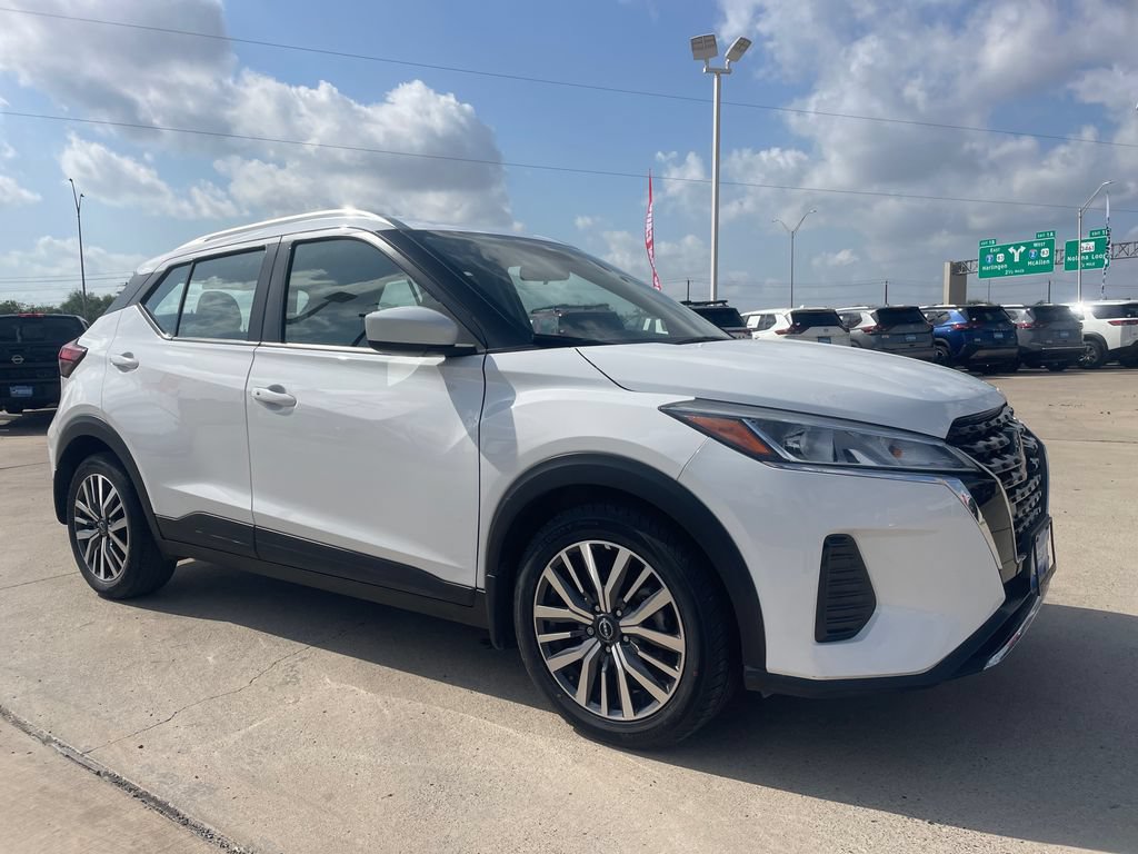 Certified 2024 Nissan Kicks SV FWD image 7