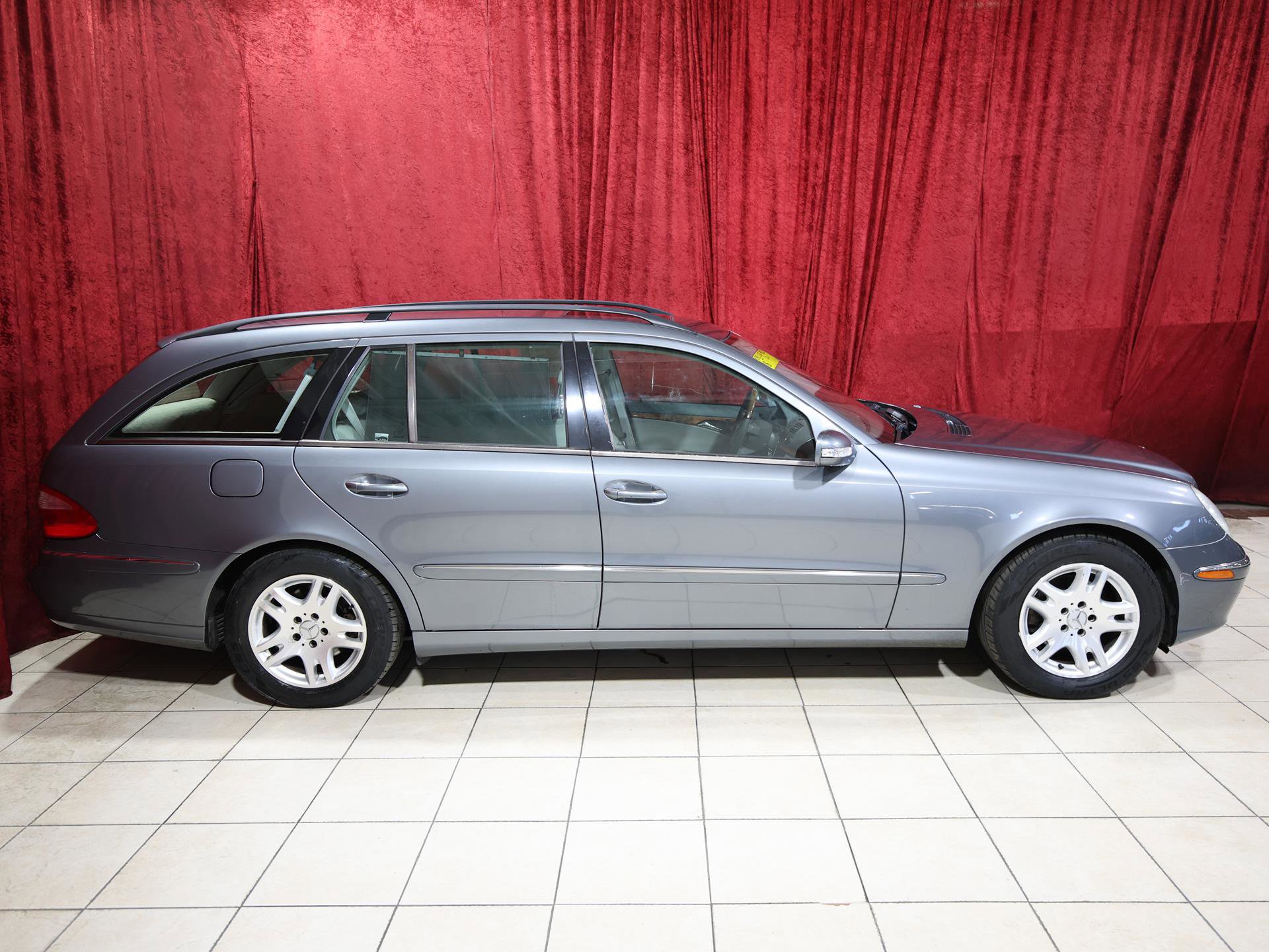 Used 2005 Mercedes-Benz E 320 Wagon image 8
