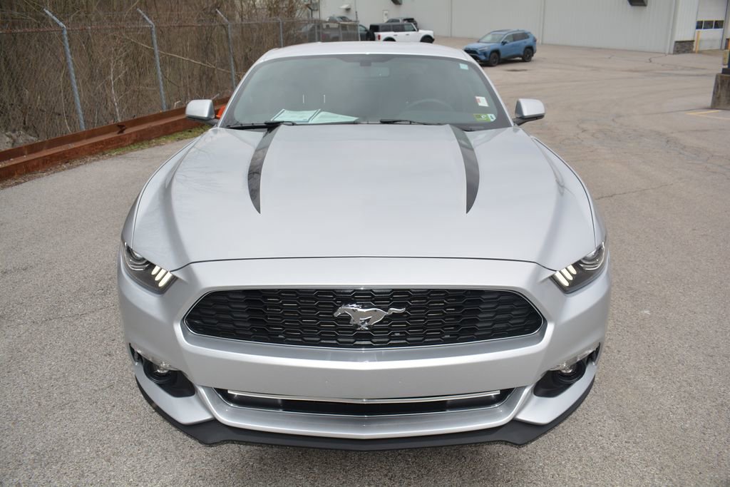 Used 2016 Ford Mustang Coupe w/ Equipment Group 051A image 2