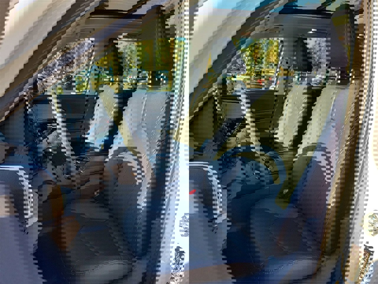 Used 2024 Toyota Grand Highlander Limited image 16