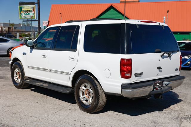 Used 2002 Ford Expedition XLT image 10