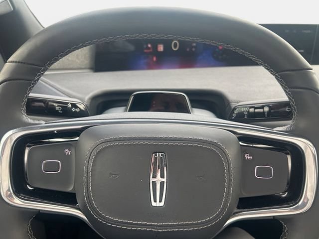 New 2026 Lincoln Navigator Reserve w/ Jet Appearance Package AWD/4WD image 22