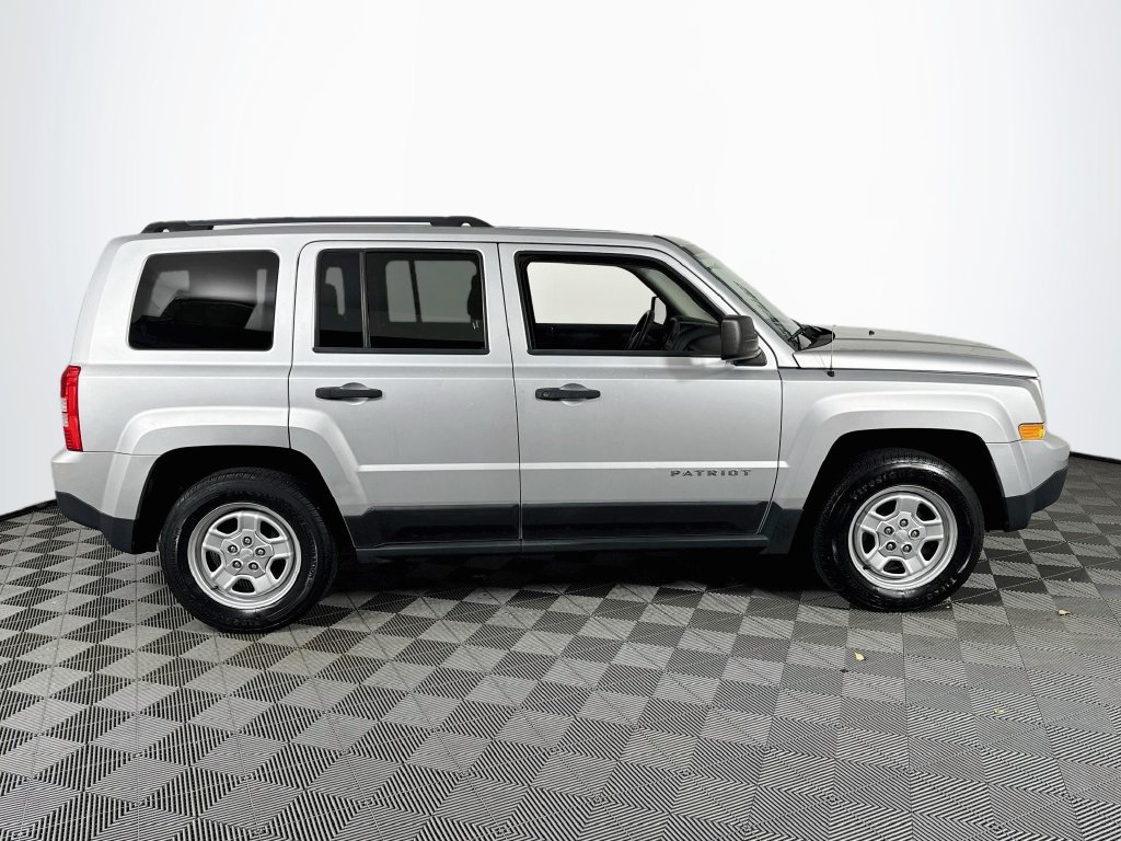 Used 2013 Jeep Patriot Sport FWD image 8