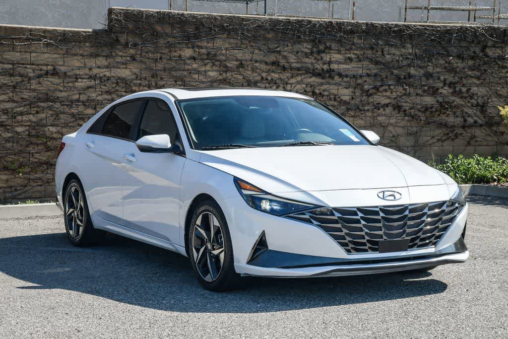 Used 2021 Hyundai Elantra Limited video 3
