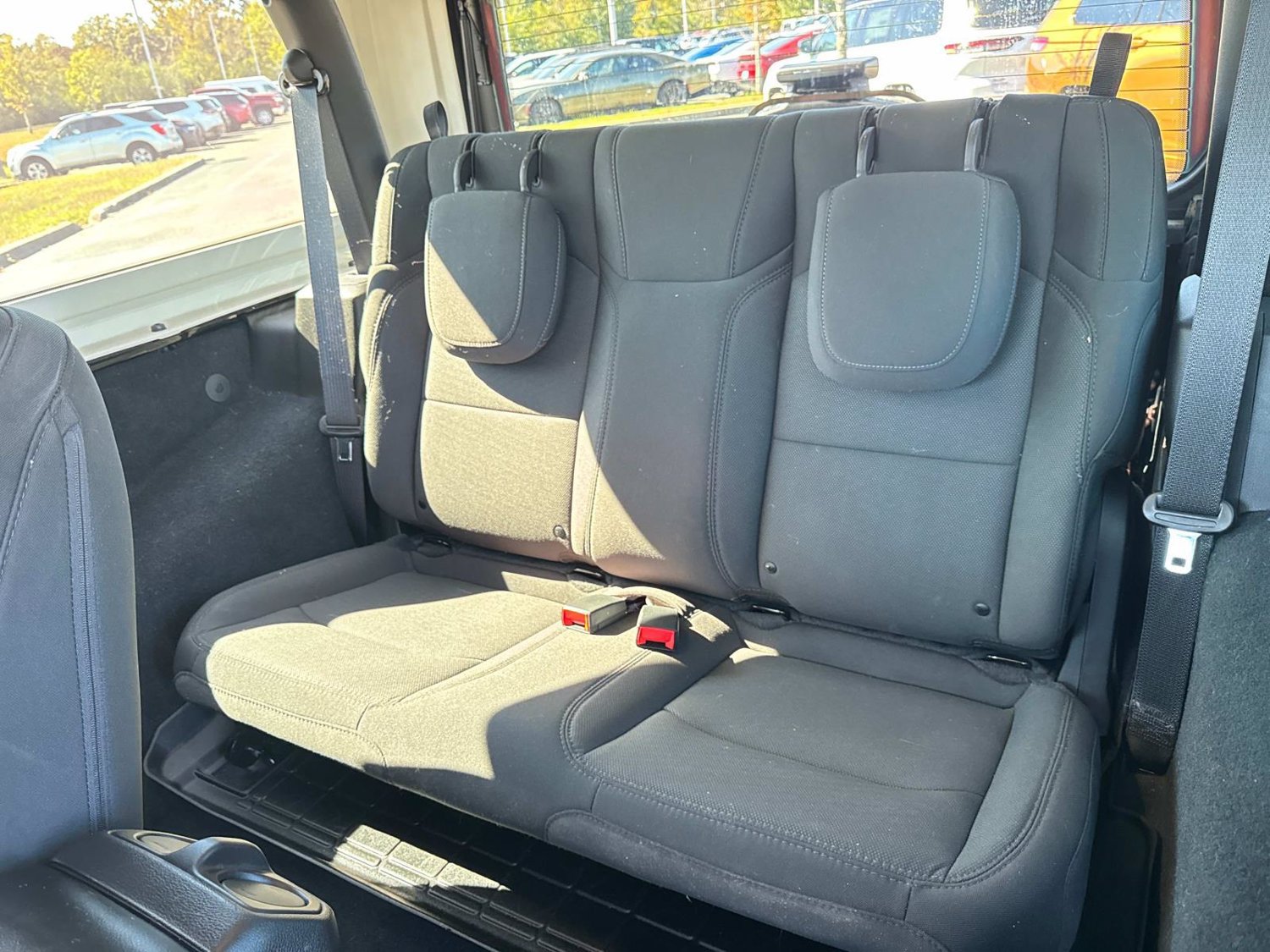 Used 2022 Jeep Wrangler Sport AWD/4WD image 23