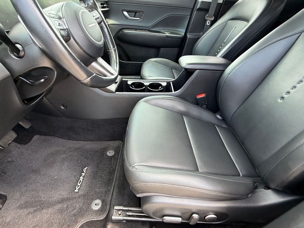 Used 2024 Hyundai Kona Limited AWD/4WD image 12