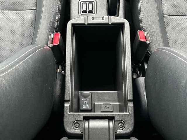 Used 2016 Mitsubishi Outlander GT AWD/4WD image 51