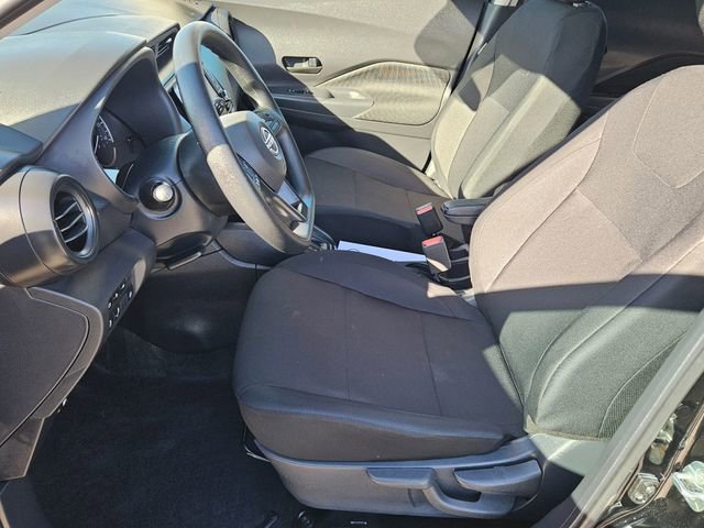 Certified 2025 Nissan Kicks Play S FWD image 17