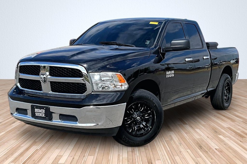 Used 2018 RAM 1500 Classic SLT AWD/4WD image 1
