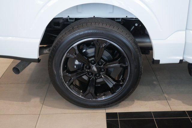 New 2025 Ford F150 XLT w/ Equipment Group 301A Standard image 11