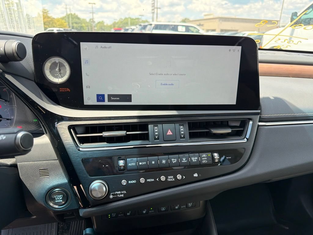 Used 2025 Lexus ES 350 Ultra Luxury FWD image 22