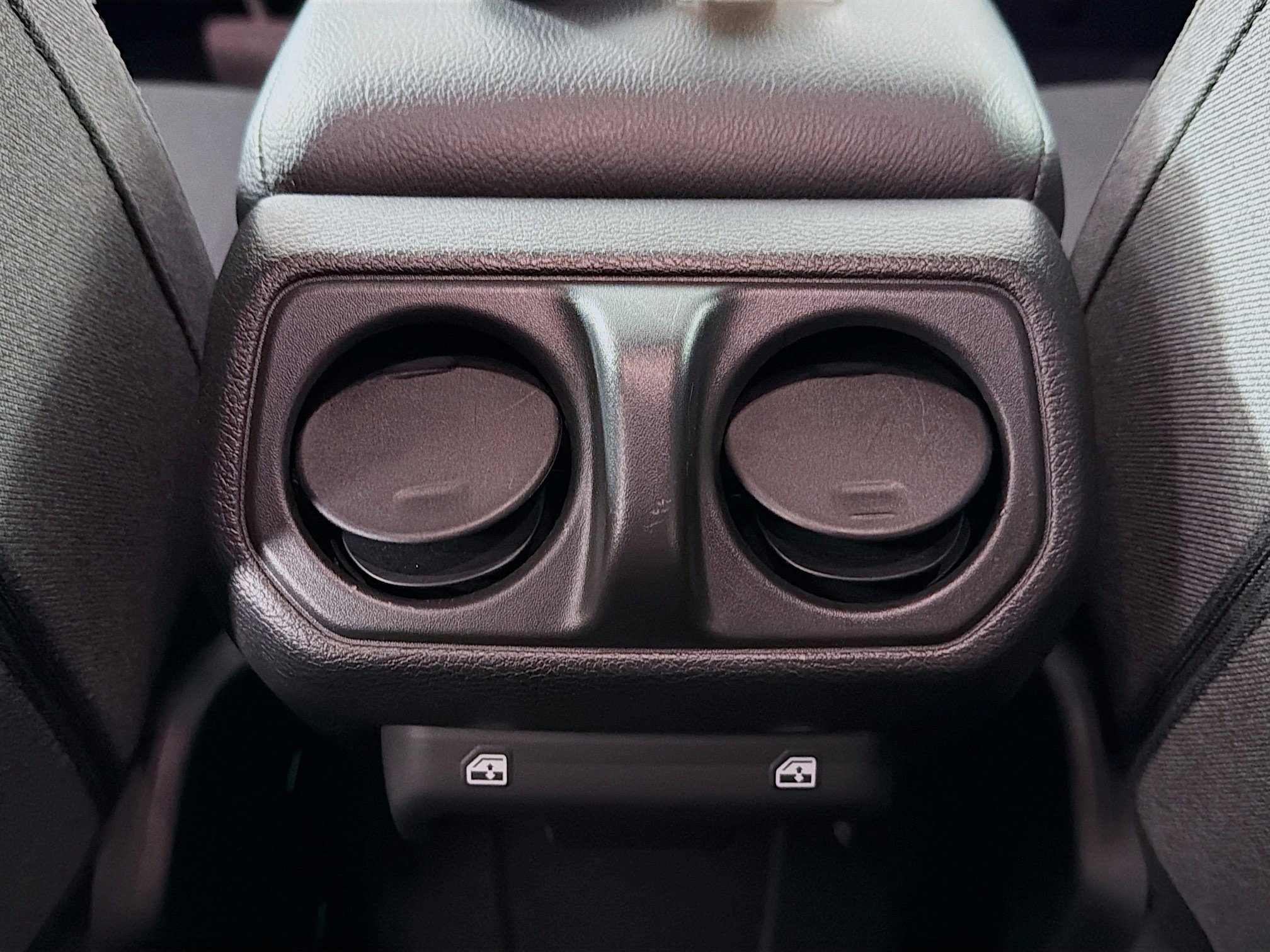 Used 2024 Jeep Wrangler Sport S image 24