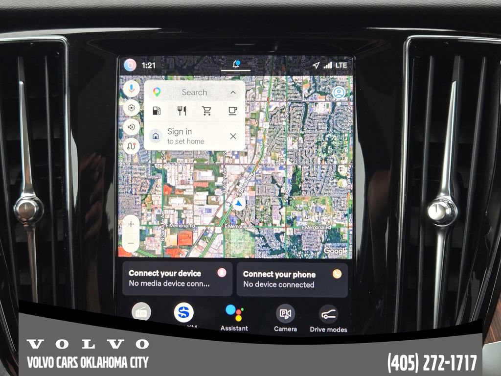Certified 2025 Volvo V60 B5 Cross Country Plus AWD/4WD image 16