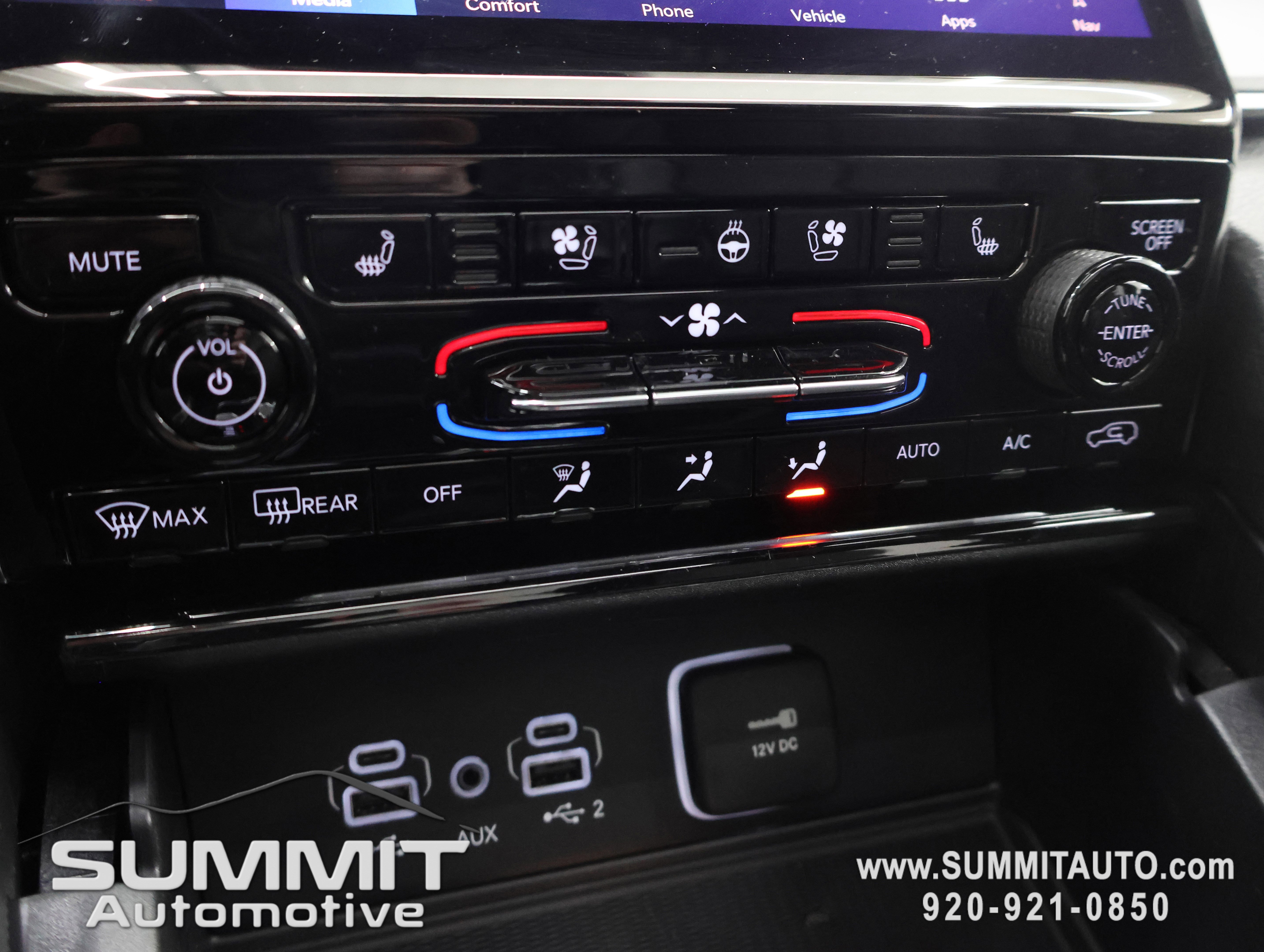 New 2025 Jeep Grand Cherokee Limited w/ Luxury Tech Group II AWD/4WD image 52