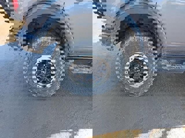 Used 2021 Ford Bronco Badlands image 14