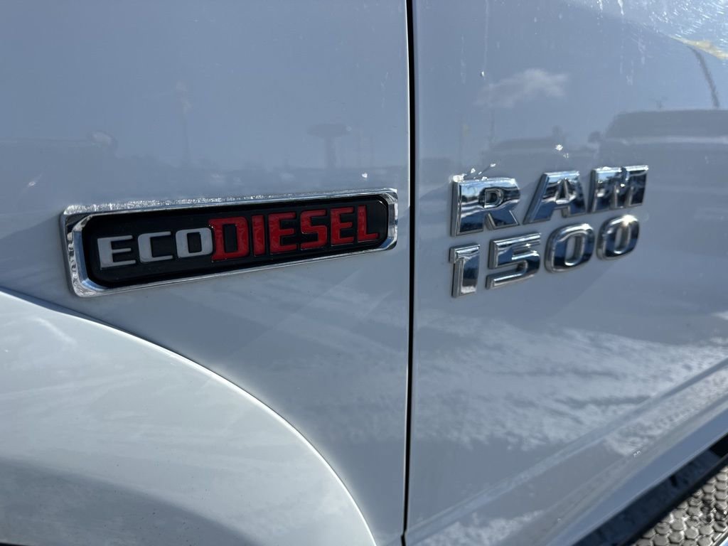 Used 2017 RAM 1500 Laramie w/ Convenience Group AWD/4WD image 19