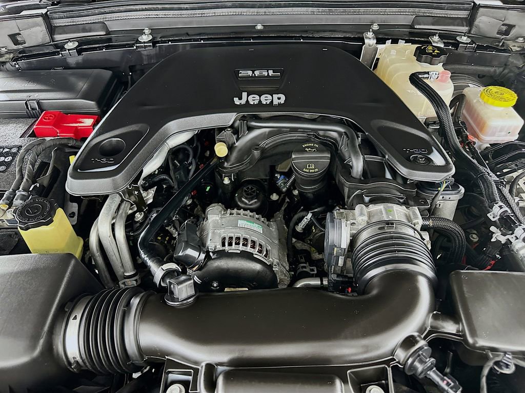 Used 2018 Jeep Wrangler Sport image 34