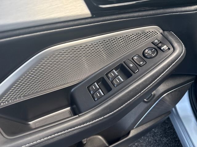 Used 2024 Acura MDX SH-AWD w/ Technology Package image 10
