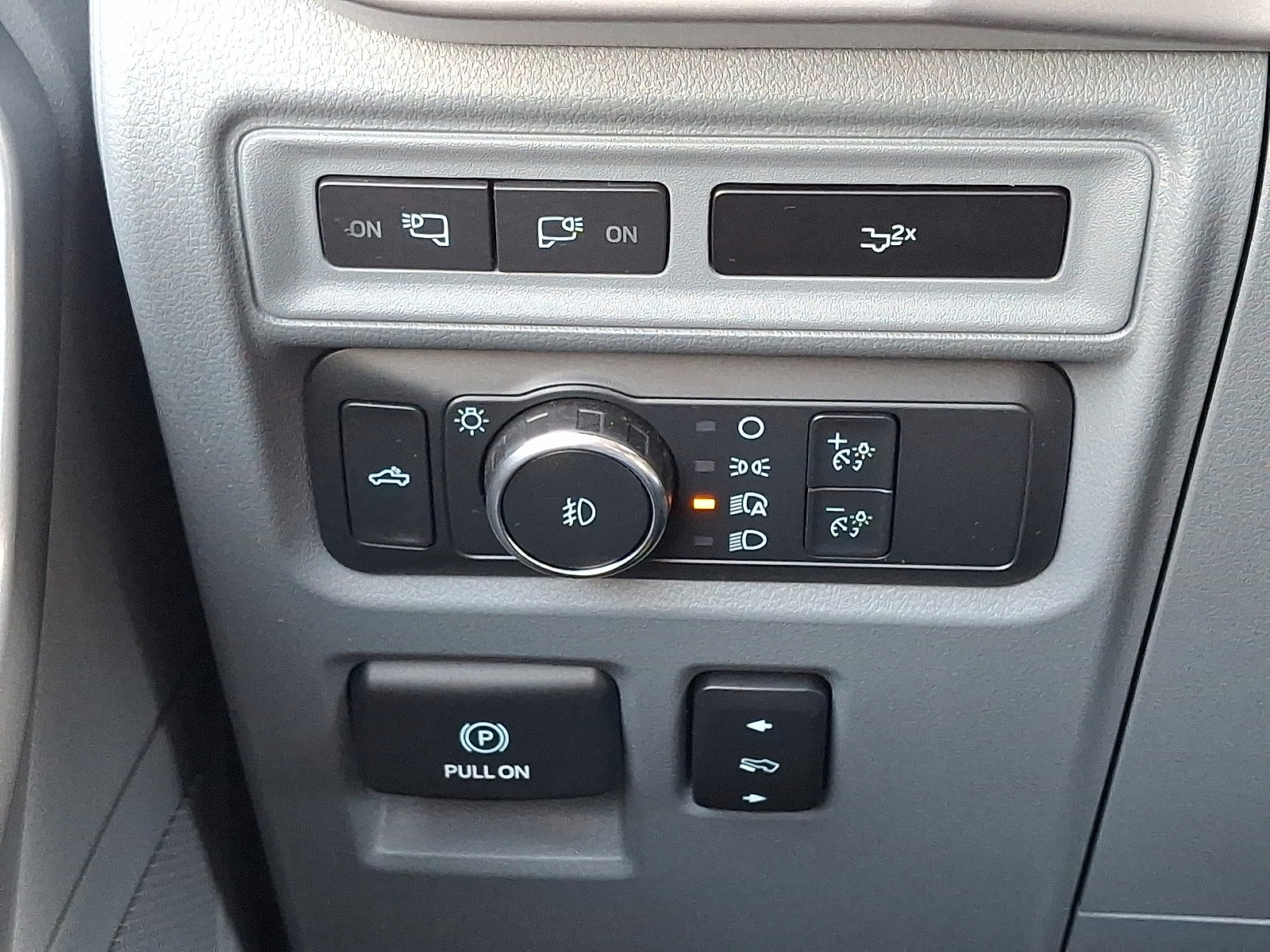 Certified 2022 Ford F150 XLT w/ Equipment Group 302A High image 27