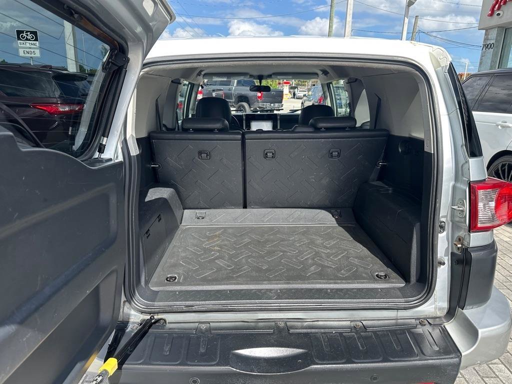 Used 2007 Toyota FJ Cruiser 2WD image 7