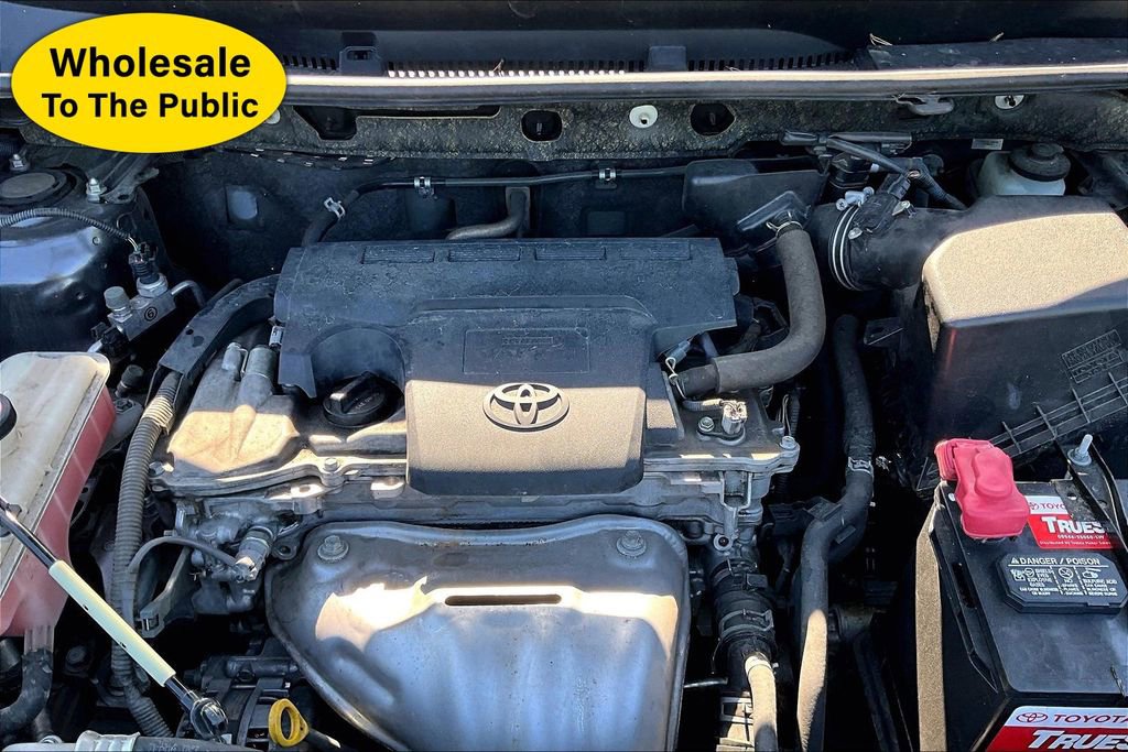 Used 2015 Toyota RAV4 XLE FWD image 21