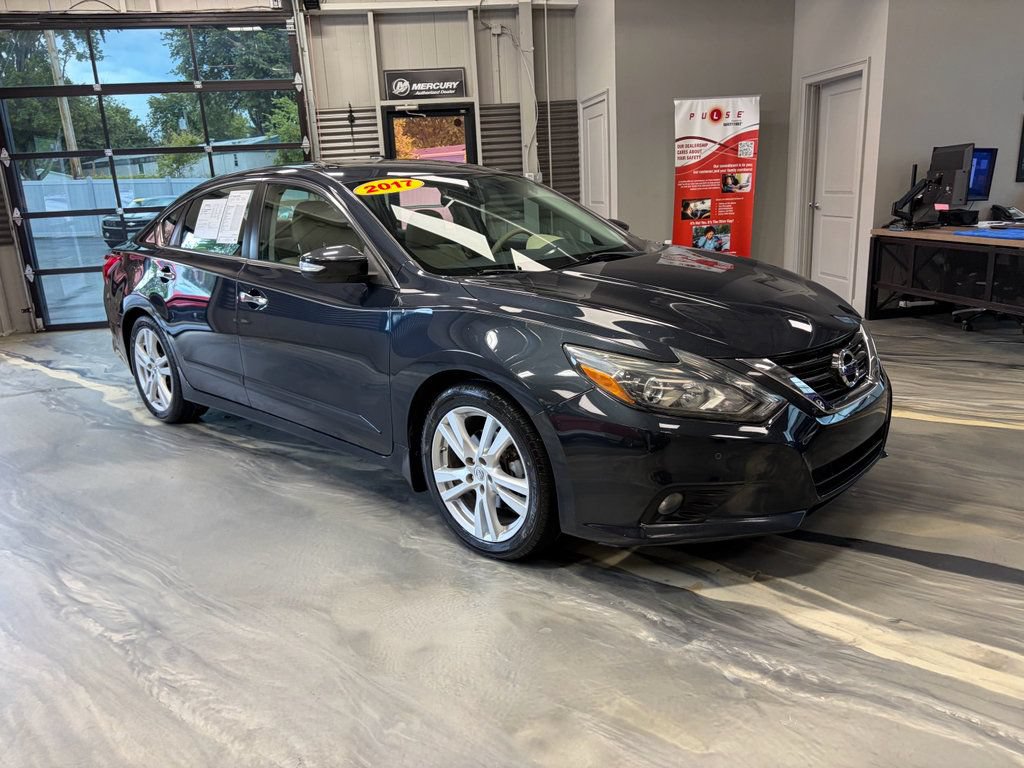 Used 2017 Nissan Altima 3.5 SL w/ 3.5SL Technology Package FWD video 1