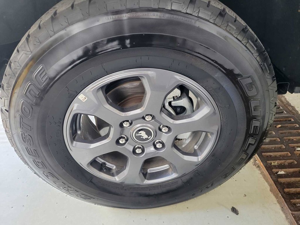 Used 2025 Ford Bronco Big Bend image 9