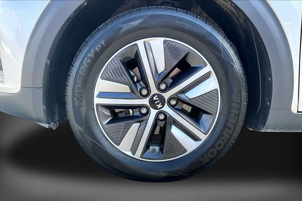 Used 2020 Kia Niro LXS image 32