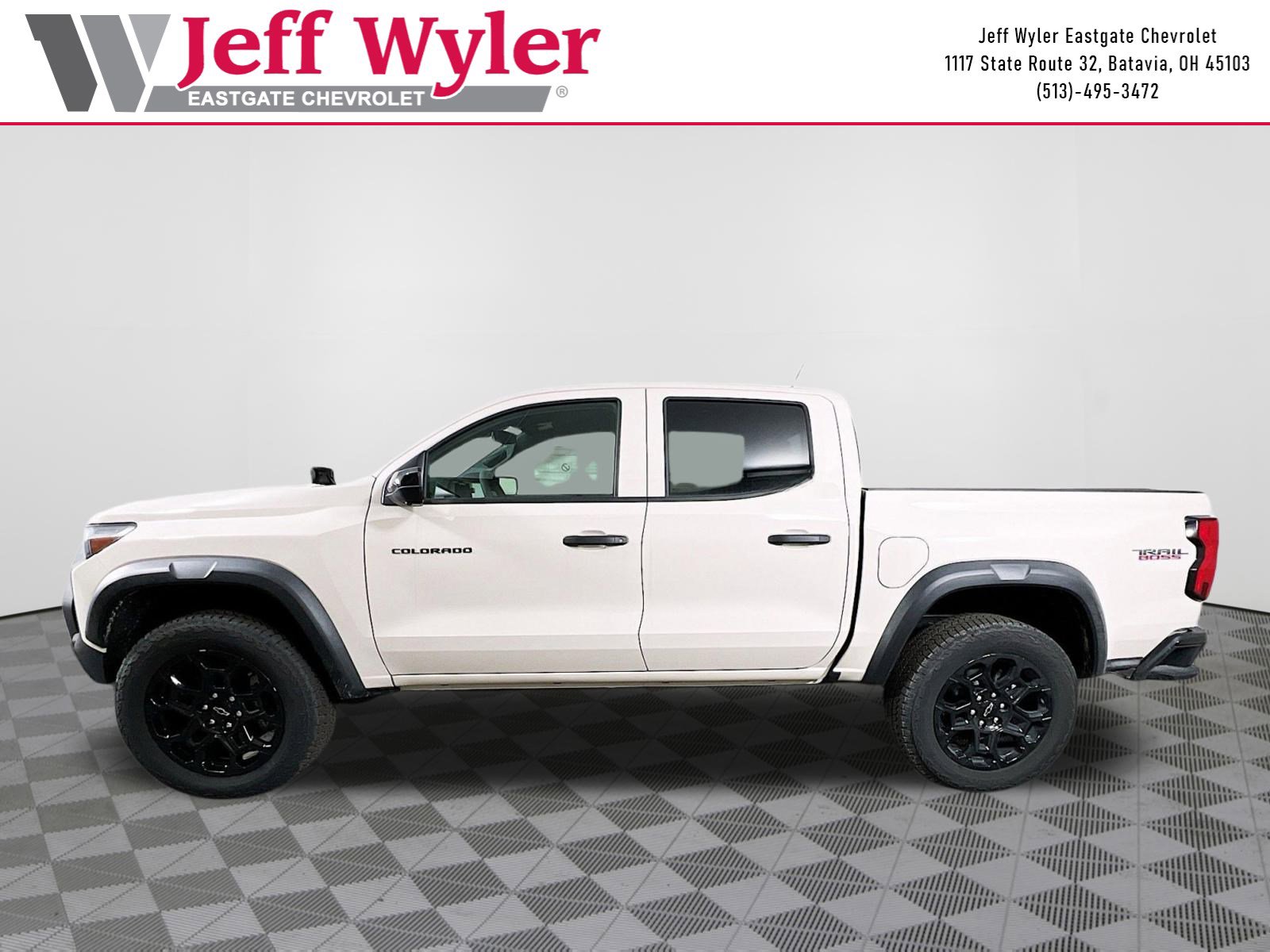 New 2026 Chevrolet Colorado Trail Boss w/ Off-Road Front Bumper Package image 29