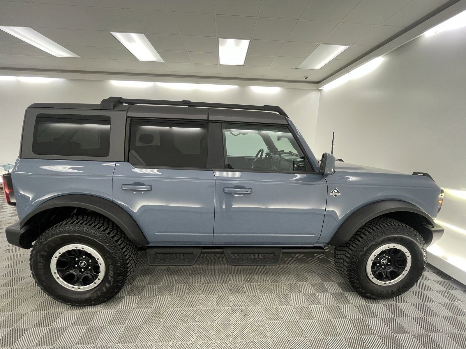 Used 2023 Ford Bronco Outer Banks w/ Sasquatch Package image 19