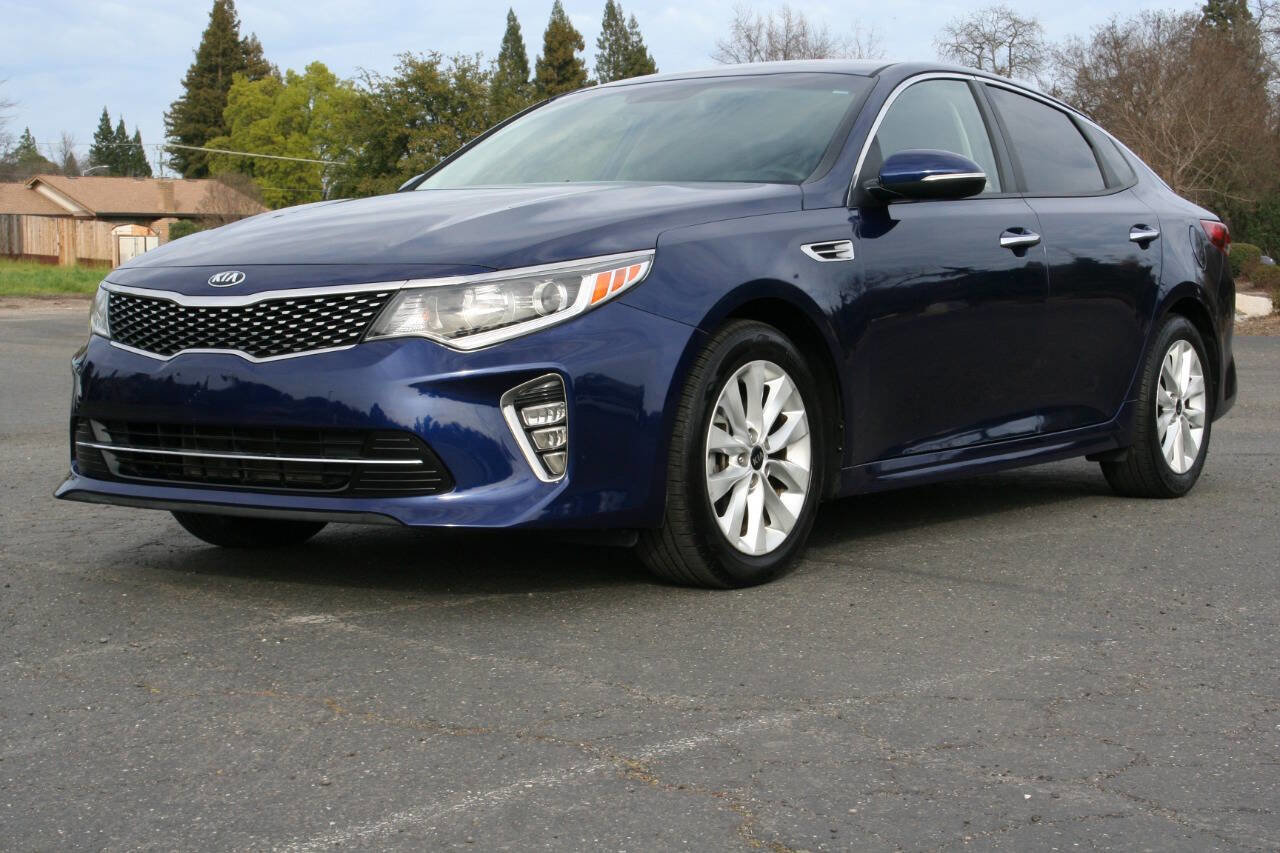 Used 2018 Kia Optima S image 9