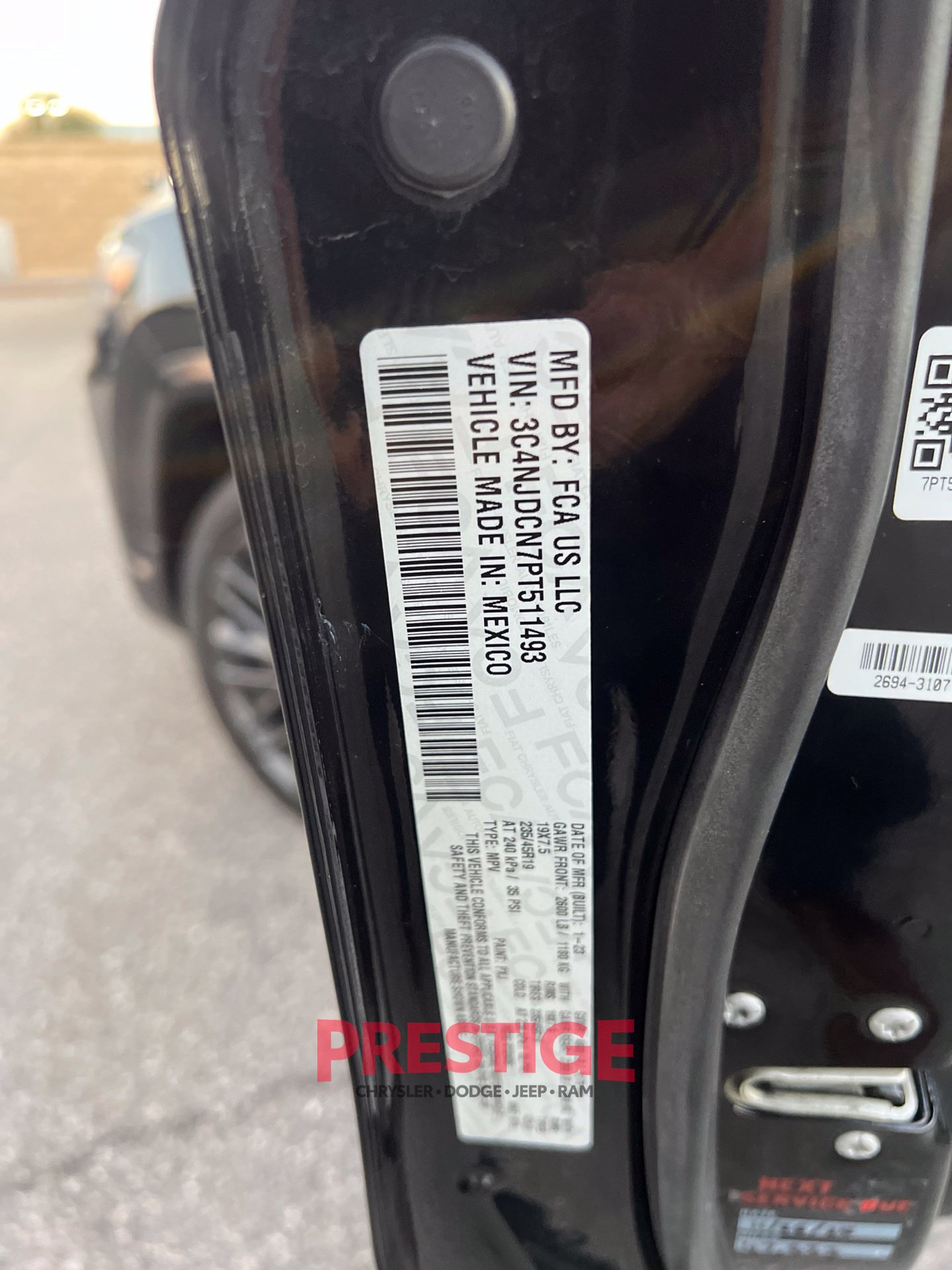 Used 2023 Jeep Compass Limited AWD/4WD image 34