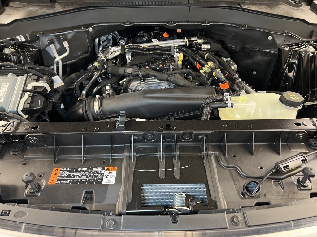 Used 2025 Ford Explorer Active image 32