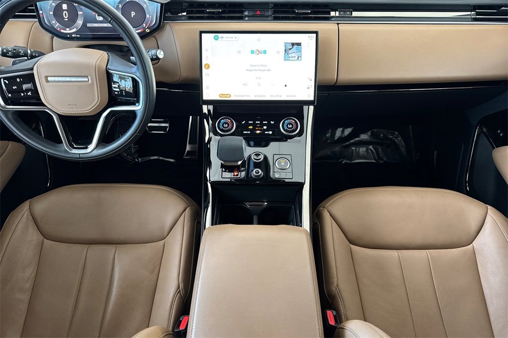 Used 2023 Land Rover Range Rover Sport SE image 4