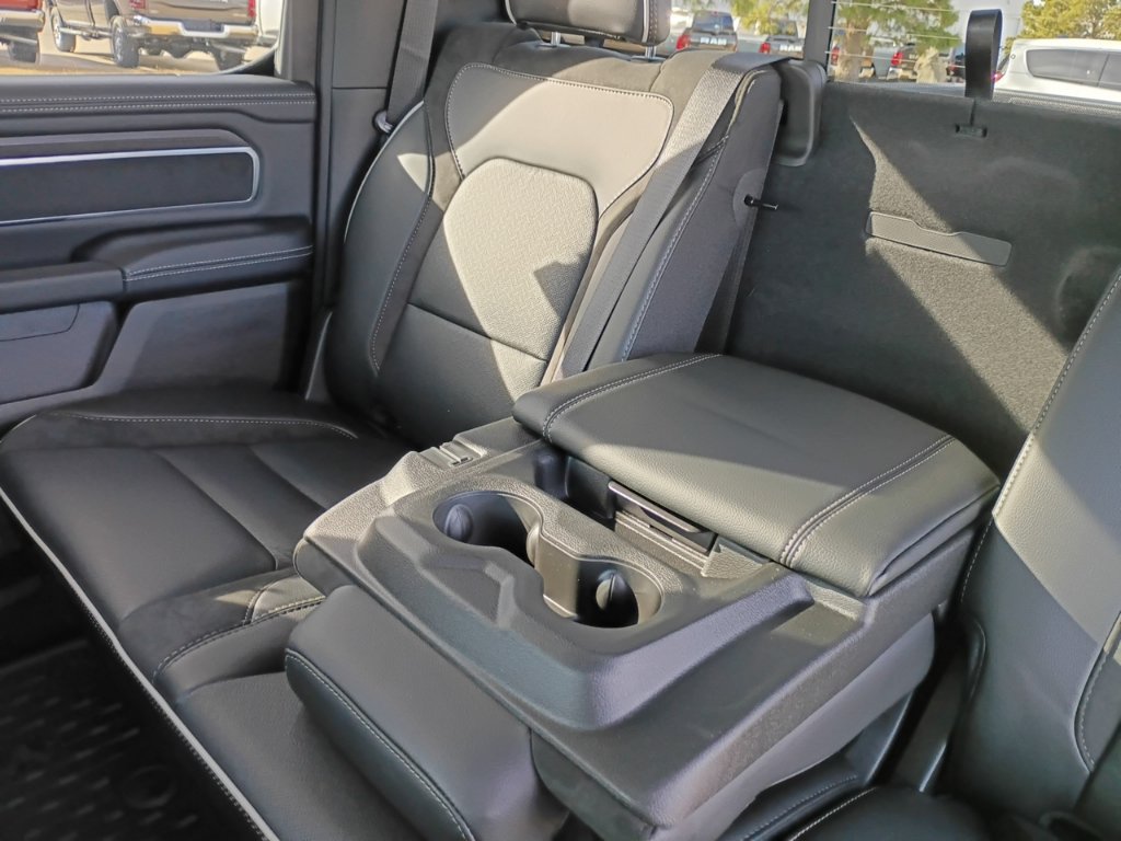 New 2026 RAM 1500 Laramie AWD/4WD image 12
