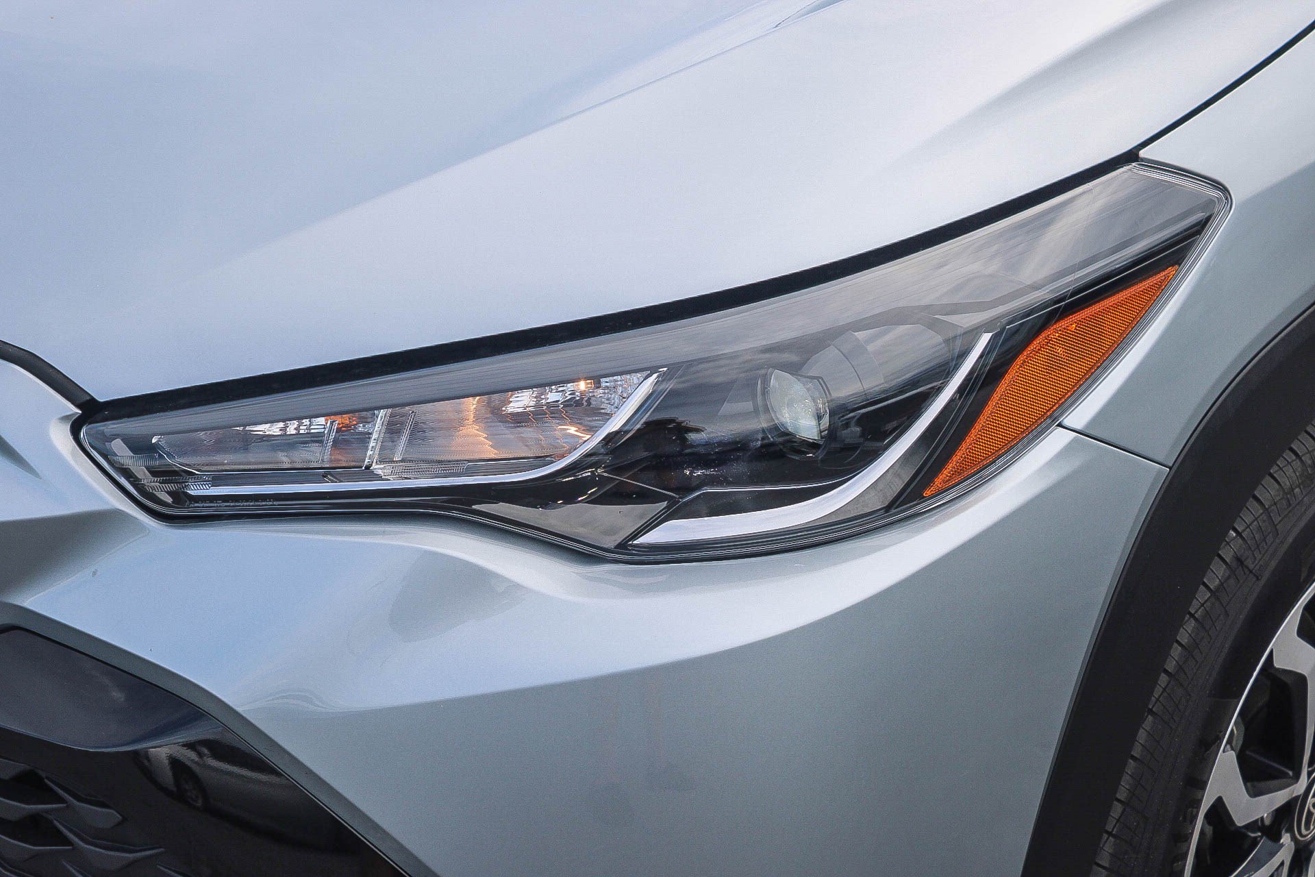 Certified 2024 Toyota Corolla Cross AWD Hybrid image 5