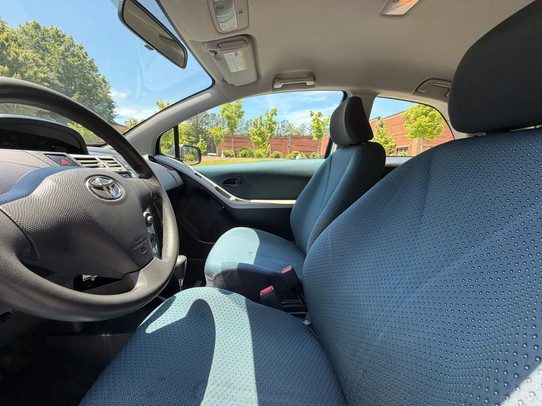 Used 2008 Toyota Yaris S FWD image 11