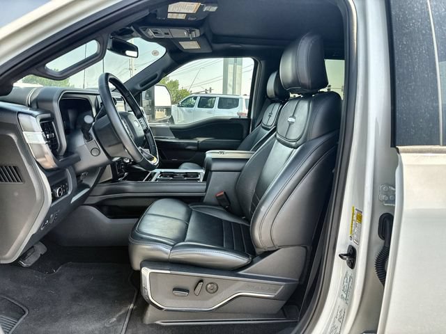 Used 2026 Ford F350 Platinum AWD/4WD image 11