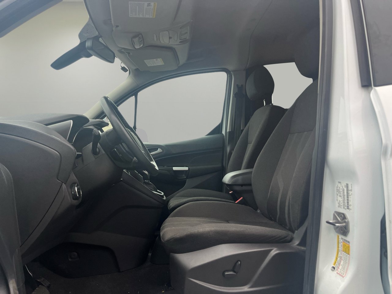 Used 2017 Ford Transit Connect XLT image 14