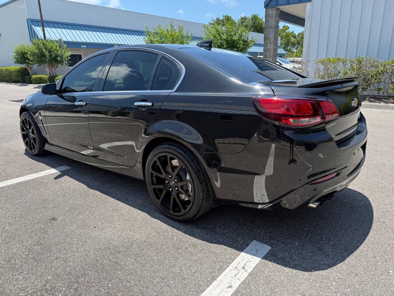 Used 2015 Chevrolet SS RWD image 5