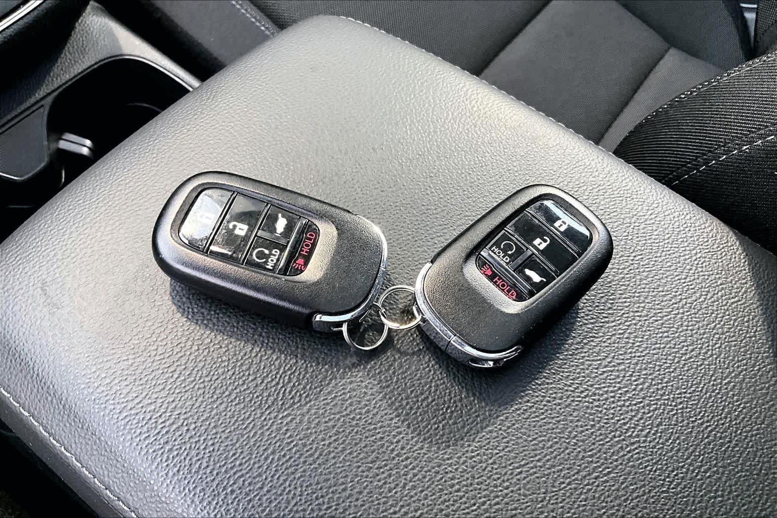 Used 2025 Honda CR-V EX image 15
