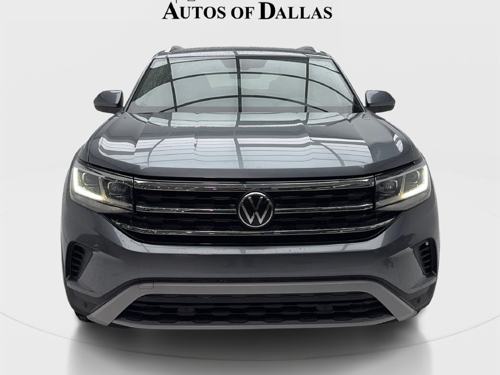Used 2023 Volkswagen Atlas Cross Sport SE w/ Panoramic Sunroof Package FWD image 4