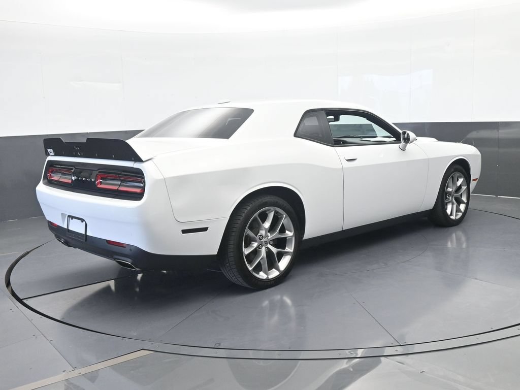 Used 2020 Dodge Challenger SXT w/ Plus Package RWD image 6