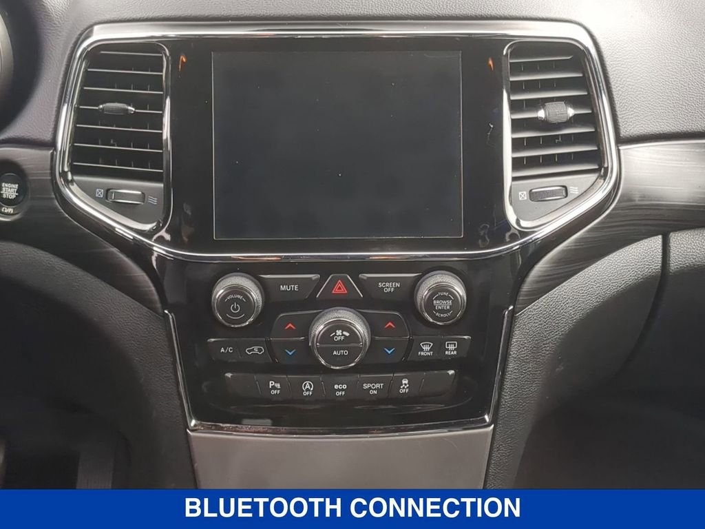 Used 2020 Jeep Grand Cherokee Altitude AWD/4WD image 16