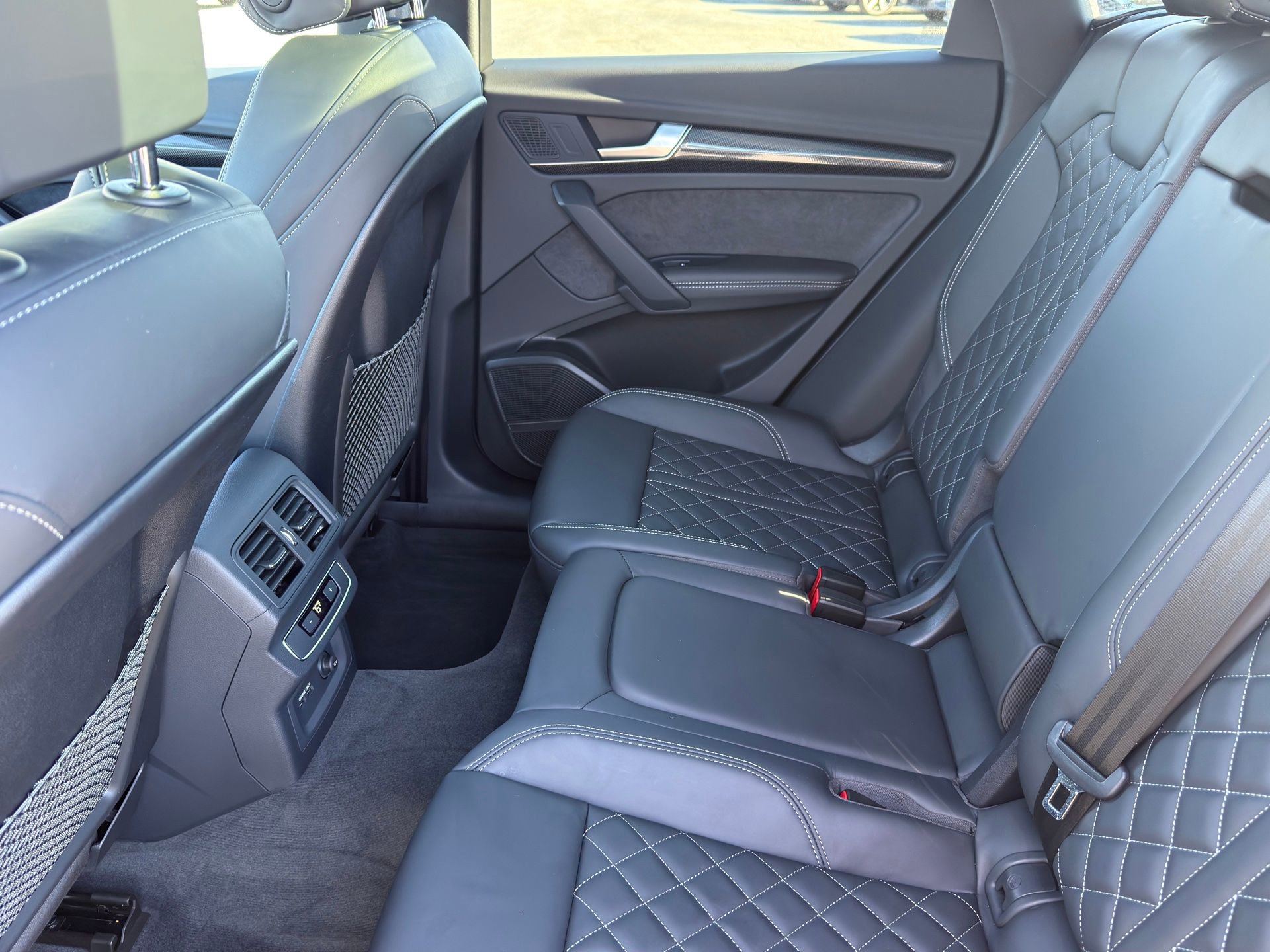 Used 2024 Audi SQ5 Premium Plus image 32