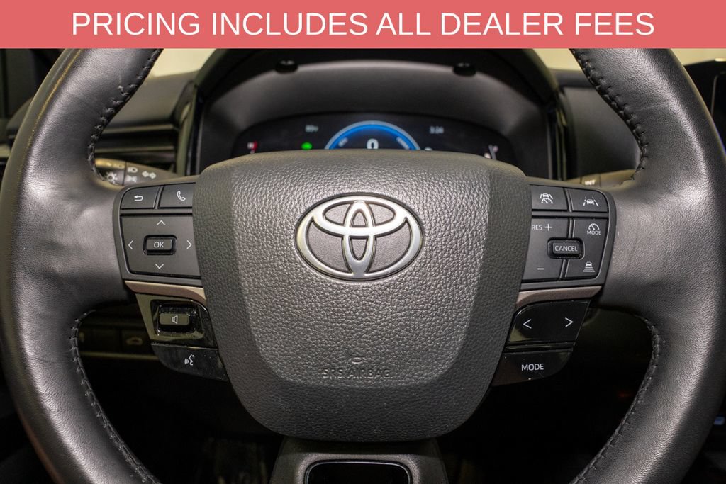 Used 2025 Toyota Camry LE w/ Convenience Package AWD/4WD image 19