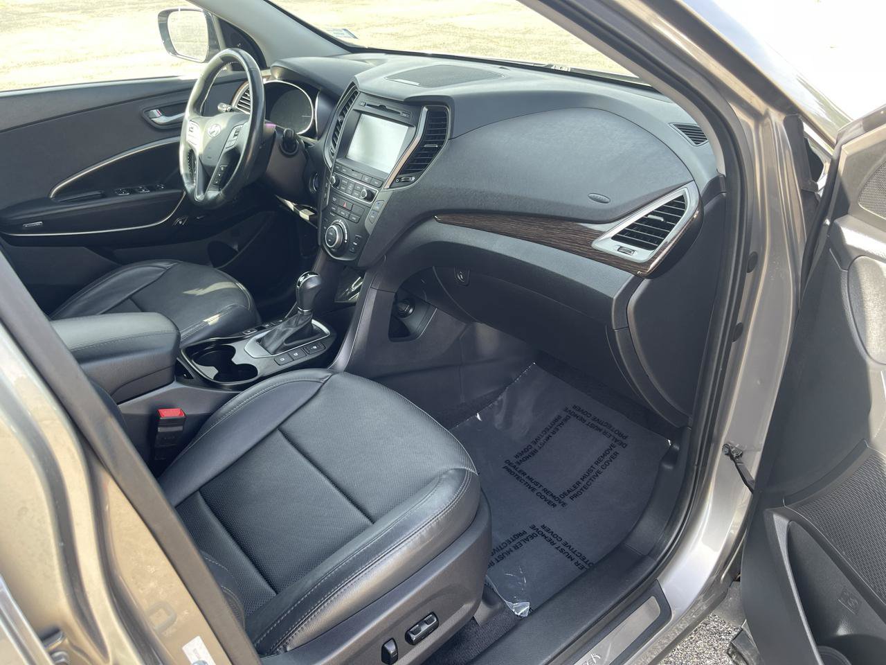 Used 2017 Hyundai Santa Fe Sport w/ 2.0T Ultimate Tech Package 05 FWD image 17