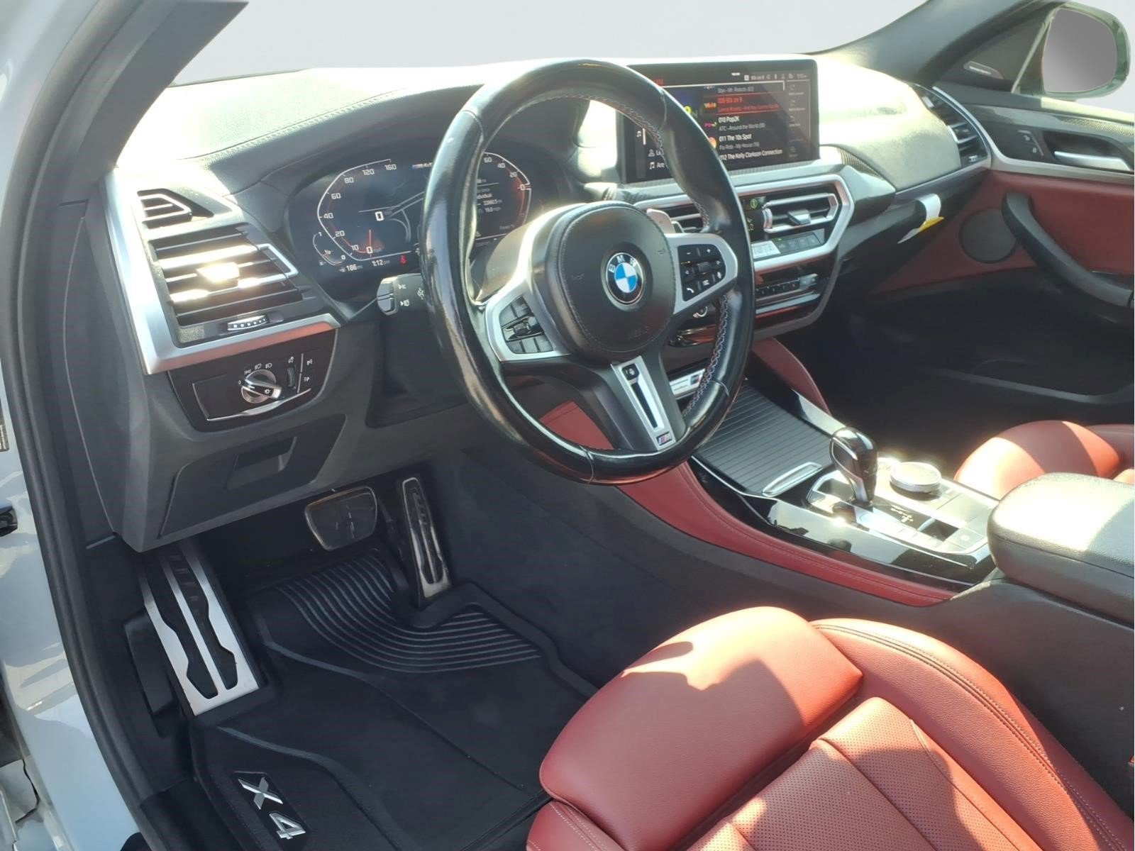 Used 2024 BMW X4 M40i w/ Premium Package AWD/4WD image 23