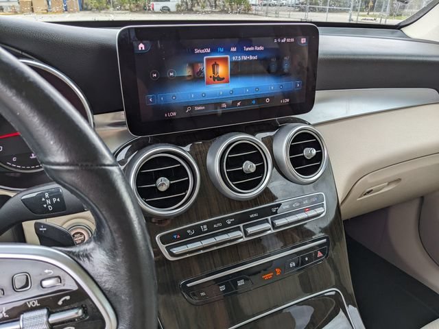 Used 2021 Mercedes-Benz GLC 300 image 24