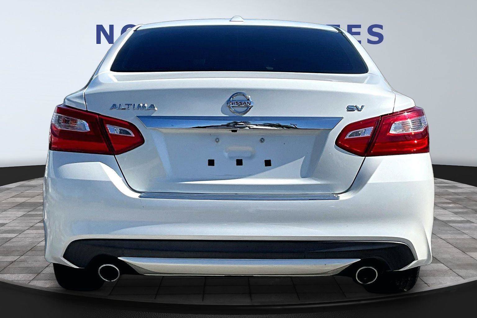 Used 2016 Nissan Altima 2.5 SV w/ Convenience Package FWD image 5